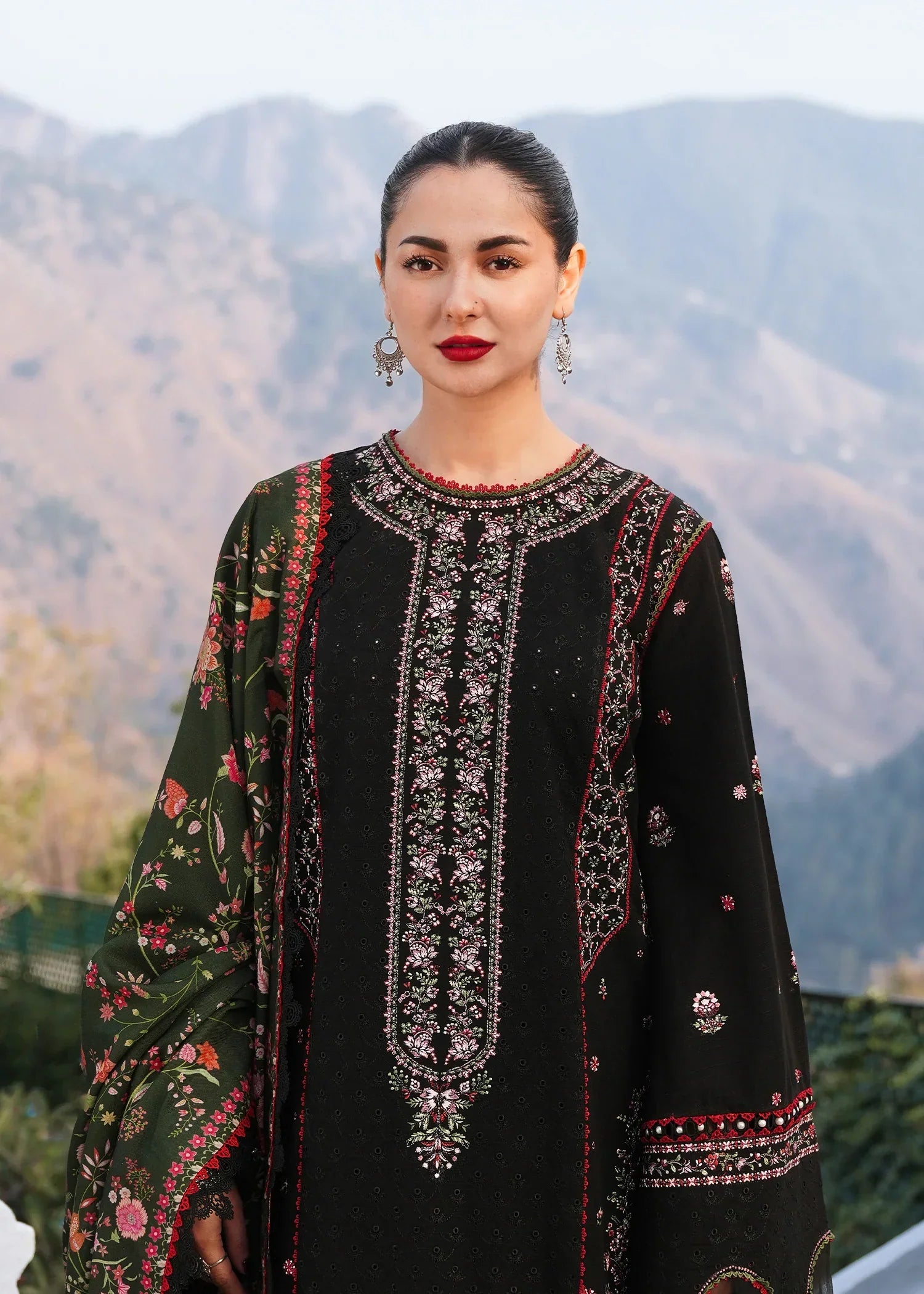 HUSSAIN REHAR-3PCS DHANAK EMBROIDED SUIT SD-10