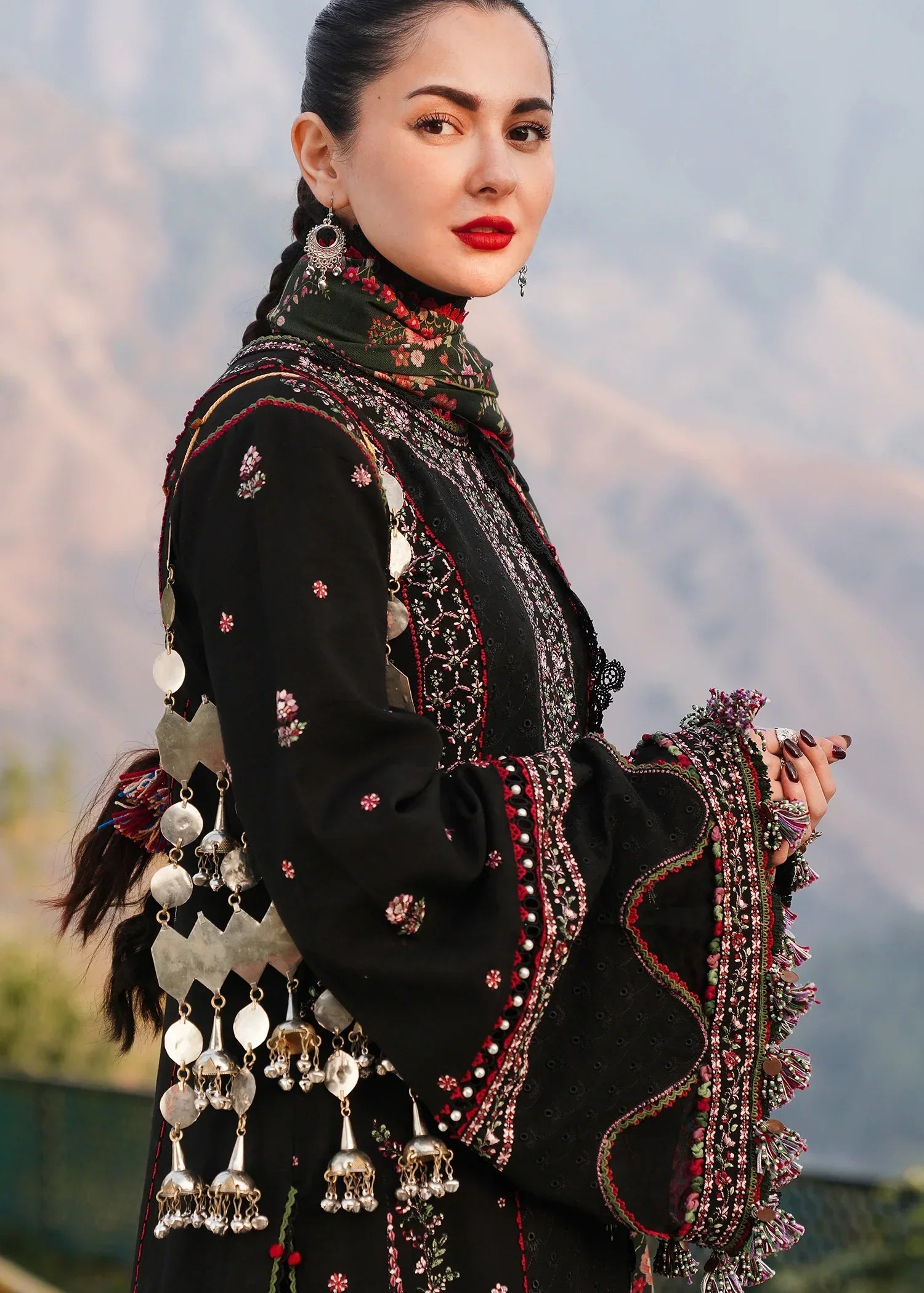 HUSSAIN REHAR-3PCS DHANAK EMBROIDED SUIT SD-10