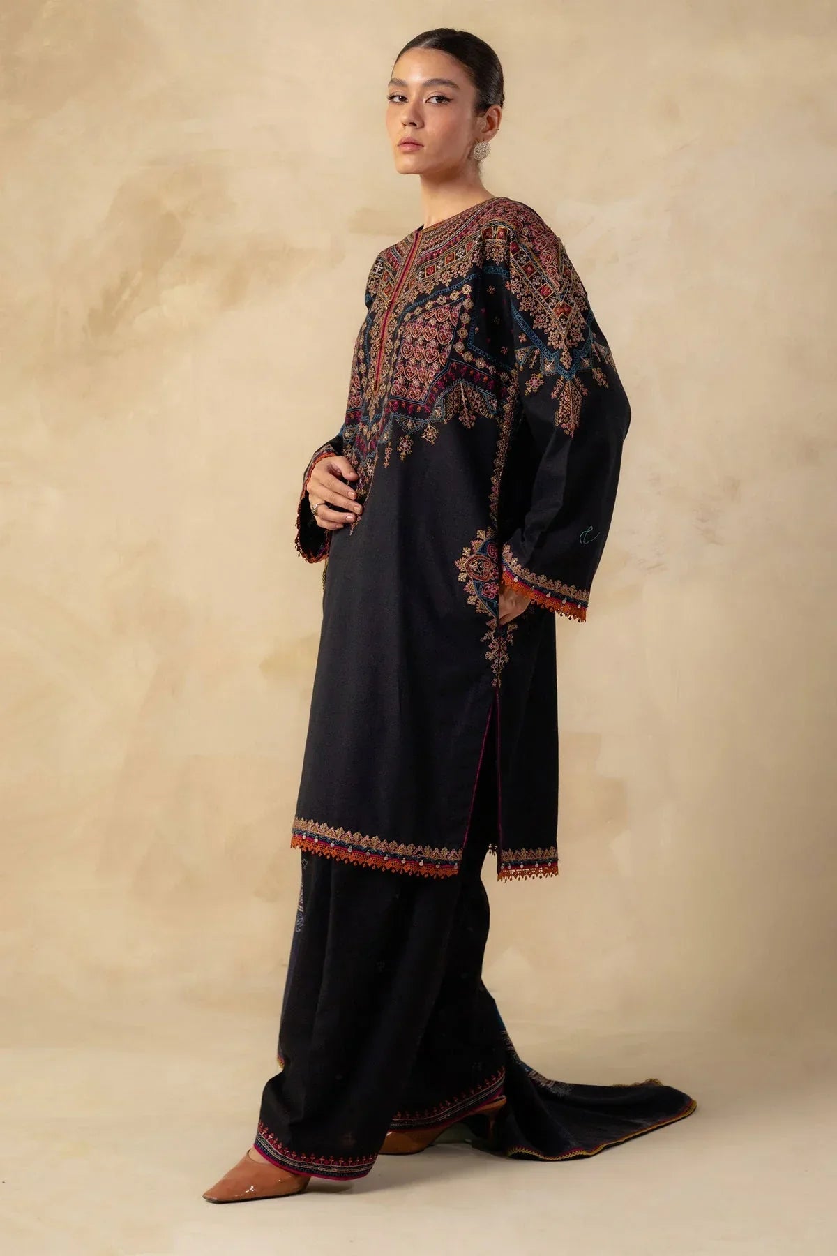 ZARA SHAJAN-3PC DHANAK EMBROIDERED SUIT-SD-29
