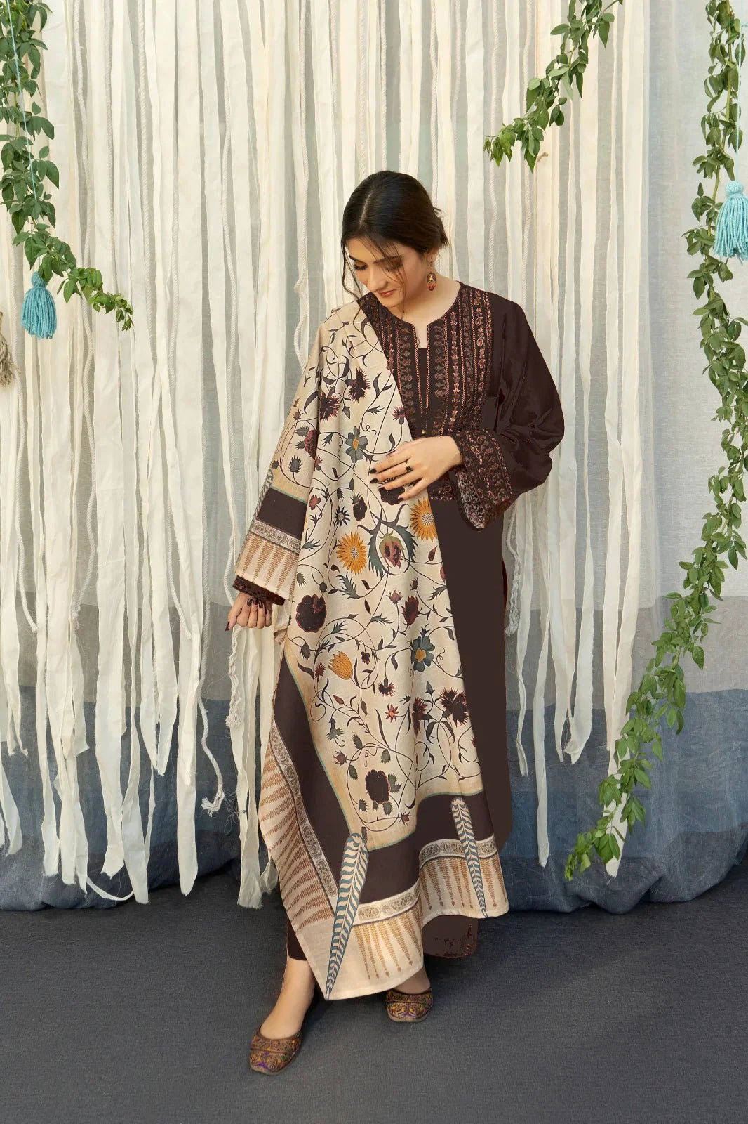 URGE-3PC DHANAK EMBROIDERED SUIT SD-50