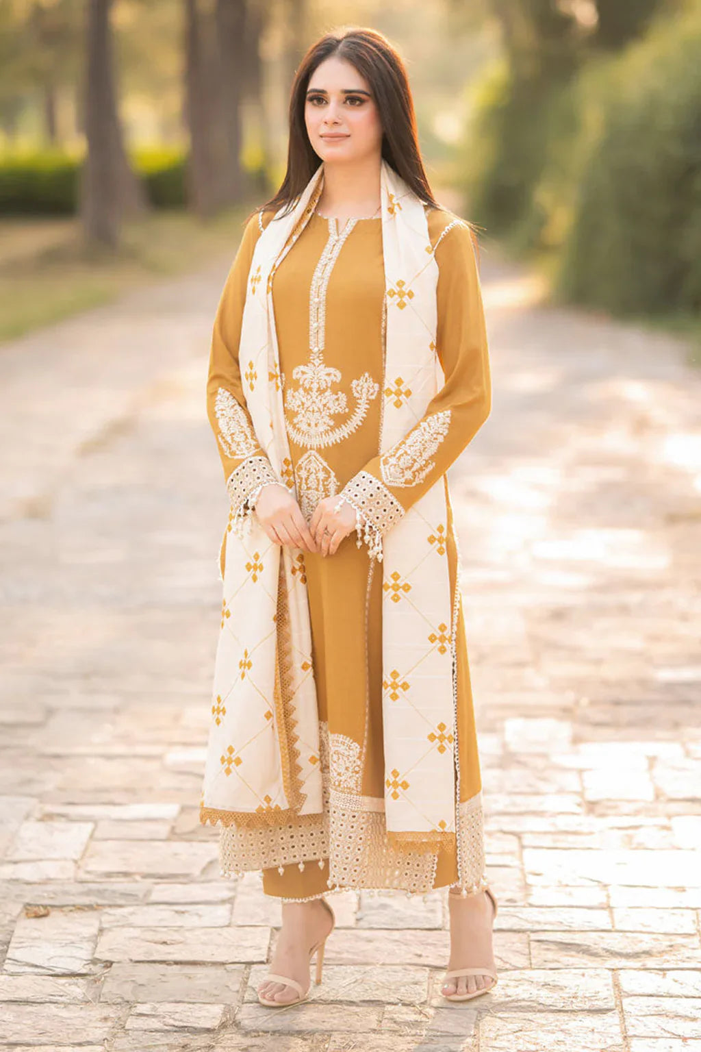 LIBASS-3PC DHANAK EMBROIDERED SUIT SD-46